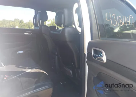 2017 Jeep Grand Cherokee Laredo z USA, uszkodzony, nr VIN 1C4RJFAG5HC909784